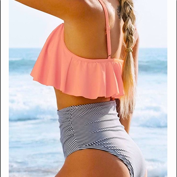 CUPSHE NWT Ruffle peach swimsuit Top removable bra pads, SZ:MED - Picture 2 of 6